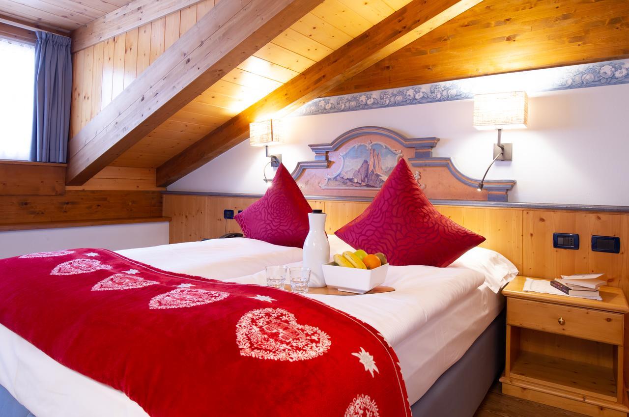 Hotel Cirelle Suite & Spa Canazei Eksteriør billede