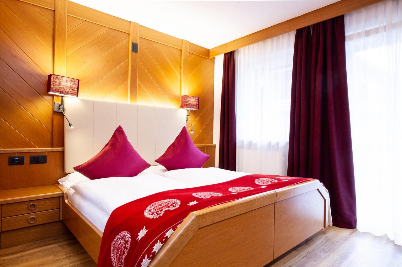 Hotel Cirelle Suite & Spa Canazei Eksteriør billede
